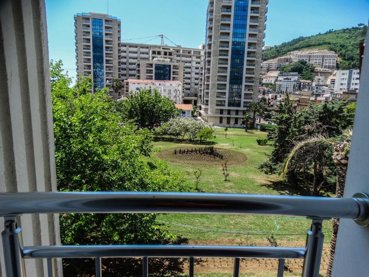 Post Office Center Apartments Budva Bagian luar foto