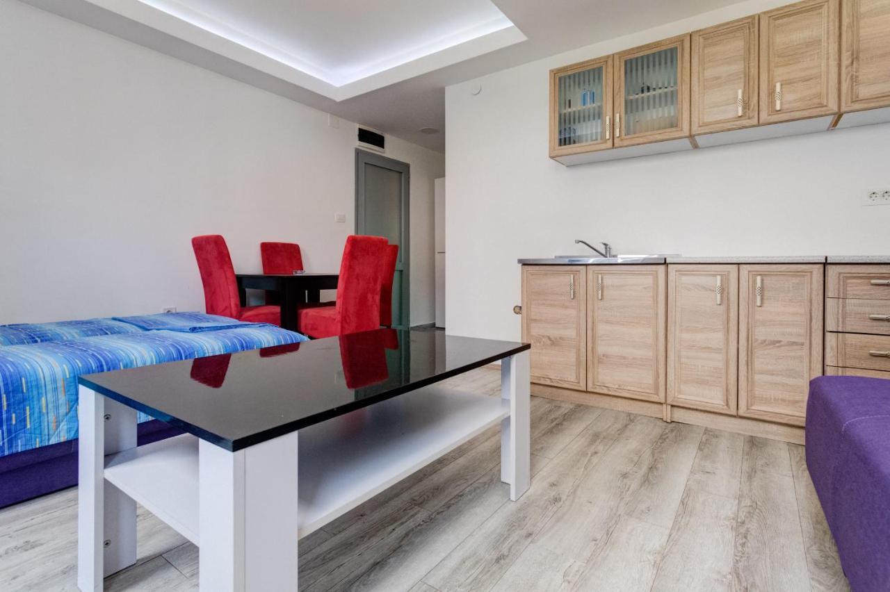 Post Office Center Apartments Budva Bagian luar foto
