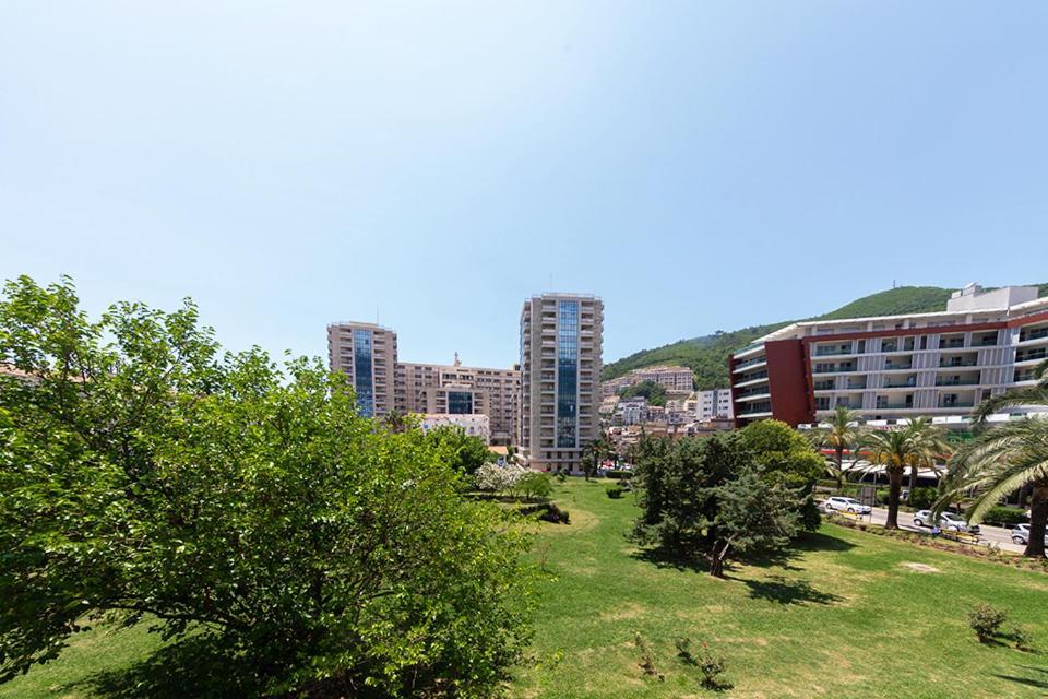 Post Office Center Apartments Budva Bagian luar foto