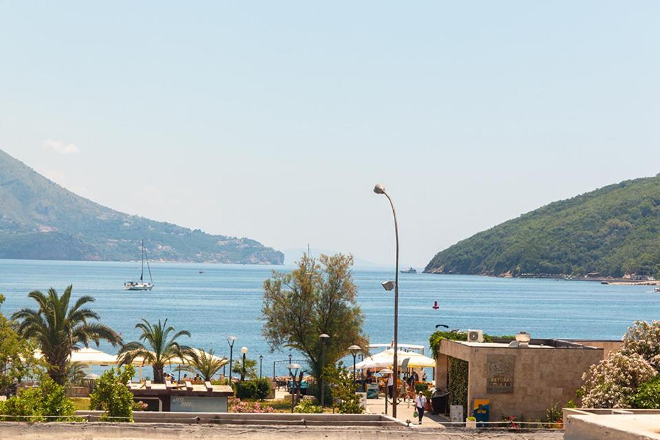 Post Office Center Apartments Budva Bagian luar foto